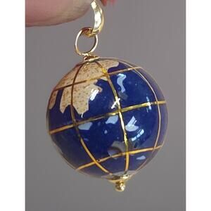 14K Yellow Gold Michael Anthony 3D Earth Globe Pendant Charm Signed Stamped Gem
